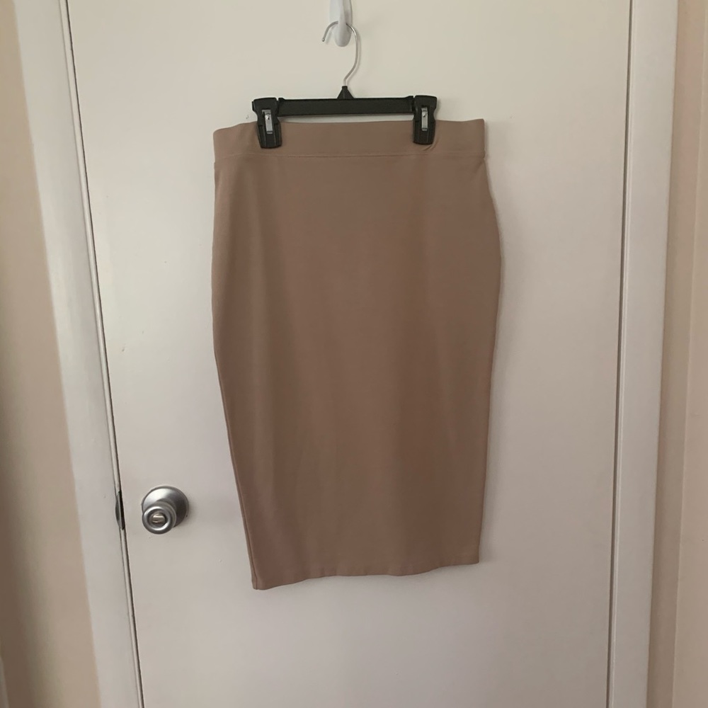 Pencil skirt